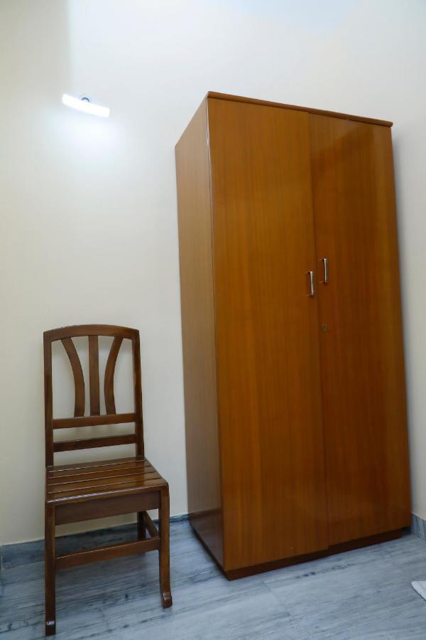 Ps Residency Hotel ปอนดิเชอรี ภายนอก รูปภาพ
