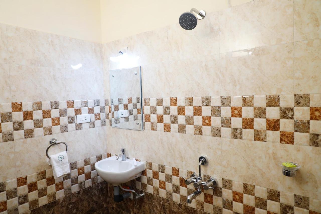 Ps Residency Hotel ปอนดิเชอรี ภายนอก รูปภาพ