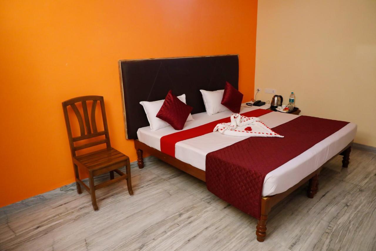 Ps Residency Hotel ปอนดิเชอรี ภายนอก รูปภาพ